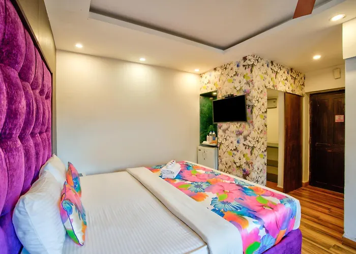 Lemonmint Svelton ManorBoutique Hotel